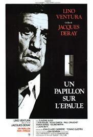 Lepke a vállon